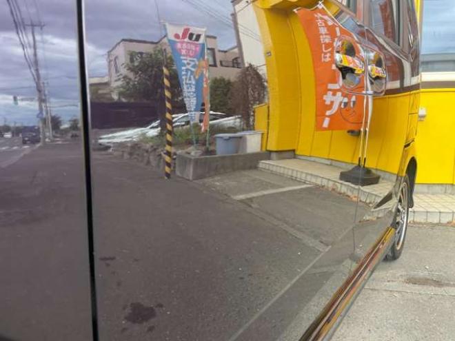 N-BOXカスタムG ターボSSパッケージ 4WD　1年走行距離無制限保証/Bluetooth/両側パワースライドドア/ナビTV/バックカメラ/純正ビルトインETC/純正エンジンスターター/全席シートヒーター/ハーフレザーシート/HID/クルーズコントロール/法定整備付き 660