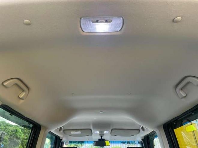 N-BOXカスタムG ターボSSパッケージ 4WD　1年走行距離無制限保証/Bluetooth/両側パワースライドドア/ナビTV/バックカメラ/純正ビルトインETC/純正エンジンスターター/全席シートヒーター/ハーフレザーシート/HID/クルーズコントロール/法定整備付き 660