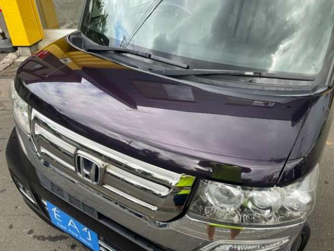 N-BOXカスタムG ターボSSパッケージ 4WD　1年走行距離無制限保証/Bluetooth/両側パワースライドドア/ナビTV/バックカメラ/純正ビルトインETC/純正エンジンスターター/全席シートヒーター/ハーフレザーシート/HID/クルーズコントロール/法定整備付き 660