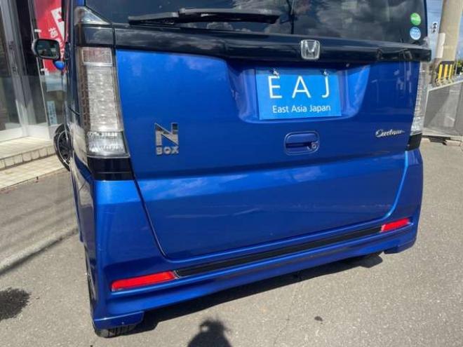 N-BOXカスタムG ターボ Lパッケージ 2トーンカラースタイル 4WD　1年走行距離無制限保証/Bluetooth/フルセグTV/両側パワースライドドア/バックカメラ/純正エンジンスターター/純正プレミアムインターナビ/ハーフレザーシート/前席シートヒータ/HID/車検整備2年付/修復歴無し 660