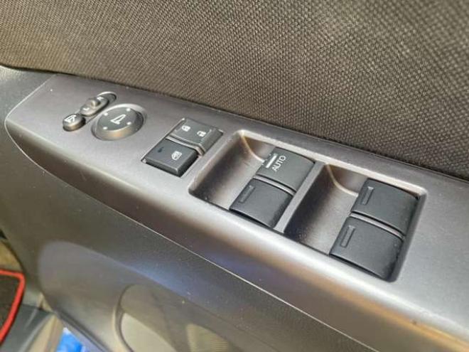 N-BOXカスタムG ターボ Lパッケージ 2トーンカラースタイル 4WD　1年走行距離無制限保証/Bluetooth/フルセグTV/両側パワースライドドア/バックカメラ/純正エンジンスターター/純正プレミアムインターナビ/ハーフレザーシート/前席シートヒータ/HID/車検整備2年付/修復歴無し 660