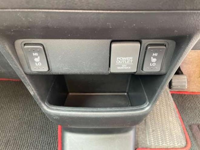 N-BOXカスタムG ターボ Lパッケージ 2トーンカラースタイル 4WD　1年走行距離無制限保証/Bluetooth/フルセグTV/両側パワースライドドア/バックカメラ/純正エンジンスターター/純正プレミアムインターナビ/ハーフレザーシート/前席シートヒータ/HID/車検整備2年付/修復歴無し 660