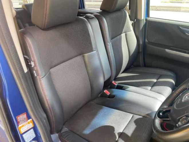 N-BOXカスタムG ターボ Lパッケージ 2トーンカラースタイル 4WD　1年走行距離無制限保証/Bluetooth/フルセグTV/両側パワースライドドア/バックカメラ/純正エンジンスターター/純正プレミアムインターナビ/ハーフレザーシート/前席シートヒータ/HID/車検整備2年付/修復歴無し 660