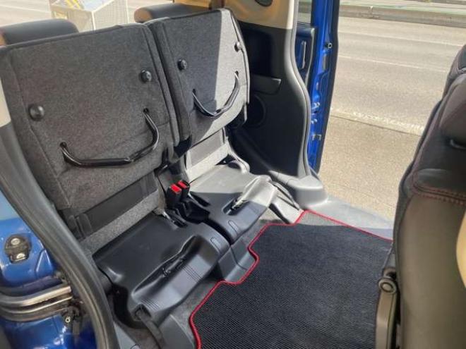 N-BOXカスタムG ターボ Lパッケージ 2トーンカラースタイル 4WD　1年走行距離無制限保証/Bluetooth/フルセグTV/両側パワースライドドア/バックカメラ/純正エンジンスターター/純正プレミアムインターナビ/ハーフレザーシート/前席シートヒータ/HID/車検整備2年付/修復歴無し 660