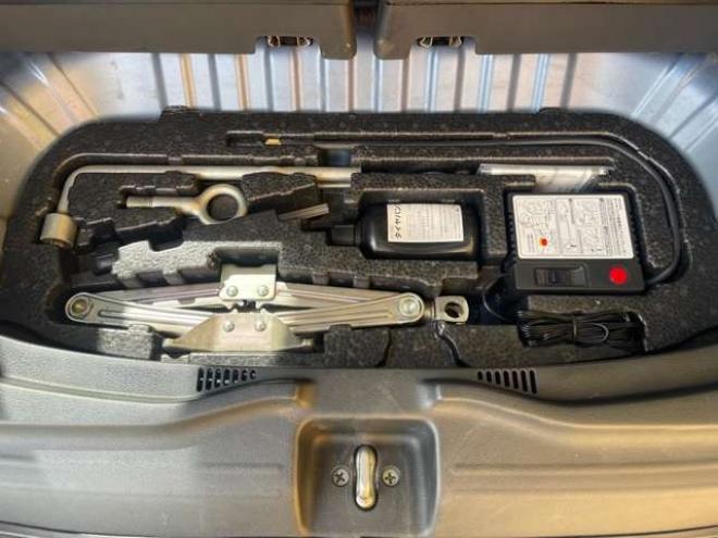 N-BOXカスタムG ターボ Lパッケージ 2トーンカラースタイル 4WD　1年走行距離無制限保証/Bluetooth/フルセグTV/両側パワースライドドア/バックカメラ/純正エンジンスターター/純正プレミアムインターナビ/ハーフレザーシート/前席シートヒータ/HID/車検整備2年付/修復歴無し 660