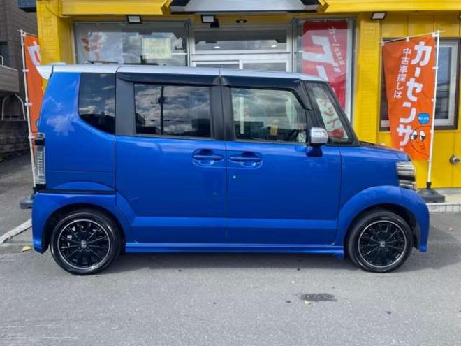 N-BOXカスタムG ターボ Lパッケージ 2トーンカラースタイル 4WD　1年走行距離無制限保証/Bluetooth/フルセグTV/両側パワースライドドア/バックカメラ/純正エンジンスターター/純正プレミアムインターナビ/ハーフレザーシート/前席シートヒータ/HID/車検整備2年付/修復歴無し 660