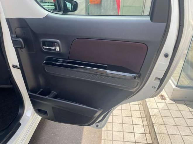 ワゴンRスティングレー ハイブリッド T 4WD　1年保証付/Bluetooth/ナビ・フルセグ/バックカメラ/ターボ/禁煙車/クルーズコントロール 660