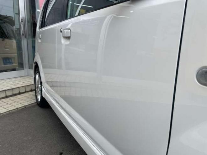 eKスポーツR 4WD　1年走行距離無制限保証/インタークーラーターボ/4速AT/キーレス/HIDヘッドライト/シートヒーター/走行69000キロ/車検整備付/法定整備/修復歴無し/禁煙車 660