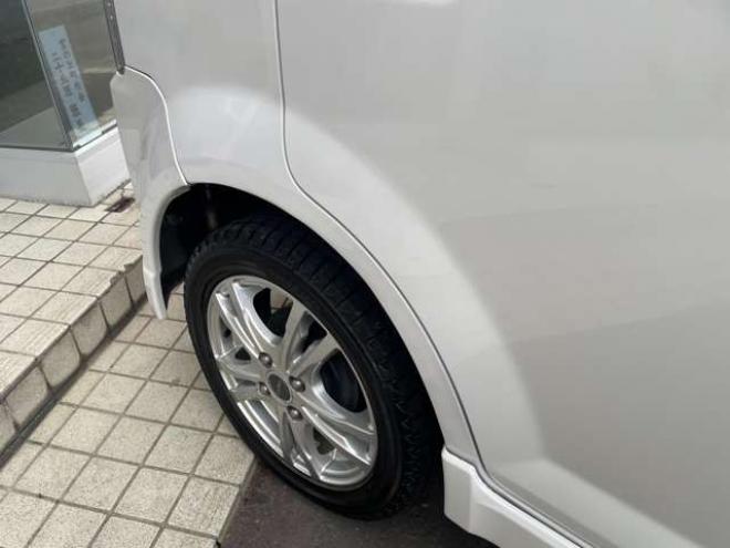 eKスポーツR 4WD　1年走行距離無制限保証/インタークーラーターボ/4速AT/キーレス/HIDヘッドライト/シートヒーター/走行69000キロ/車検整備付/法定整備/修復歴無し/禁煙車 660