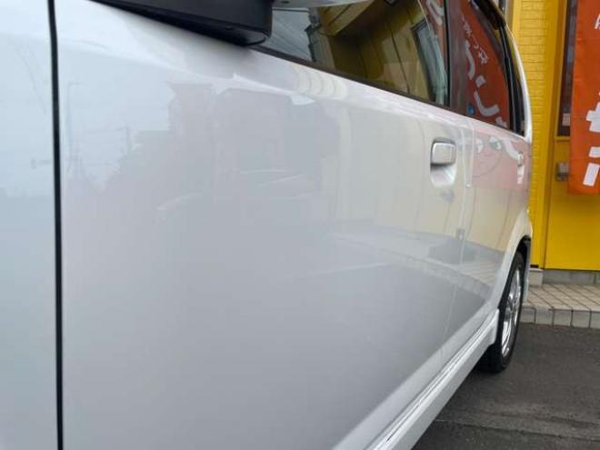 eKスポーツR 4WD　1年走行距離無制限保証/インタークーラーターボ/4速AT/キーレス/HIDヘッドライト/シートヒーター/走行69000キロ/車検整備付/法定整備/修復歴無し/禁煙車 660