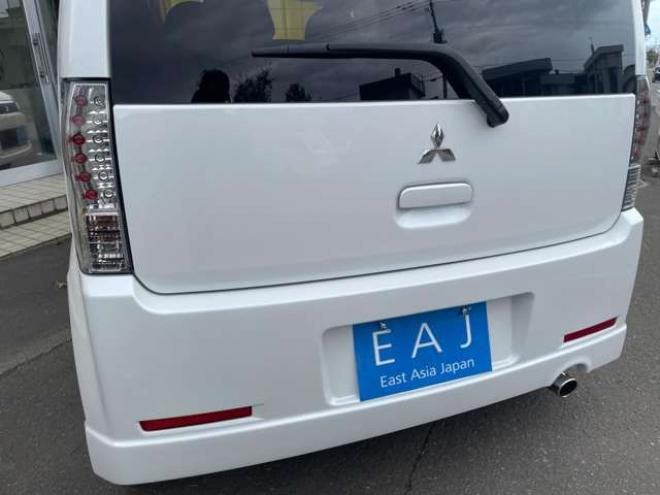 eKスポーツR 4WD　1年走行距離無制限保証/インタークーラーターボ/4速AT/キーレス/HIDヘッドライト/シートヒーター/走行69000キロ/車検整備付/法定整備/修復歴無し/禁煙車 660