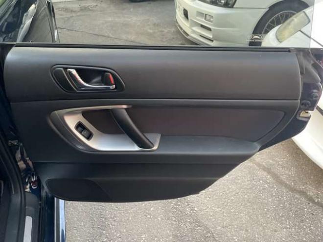 レガシィB4 2.0 GT スペックB 4WD　6速MT!市内コ・ミ・コ・ミ 2000