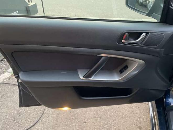 レガシィB4 2.0 GT スペックB 4WD　6速MT!市内コ・ミ・コ・ミ 2000