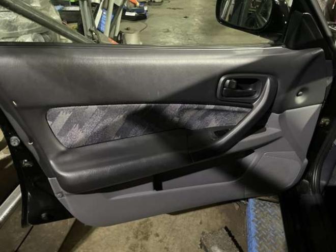 スカイライン2.5 25GT　検新規(2年付)市内コ・ミ・コ・ミ 2WD 2500