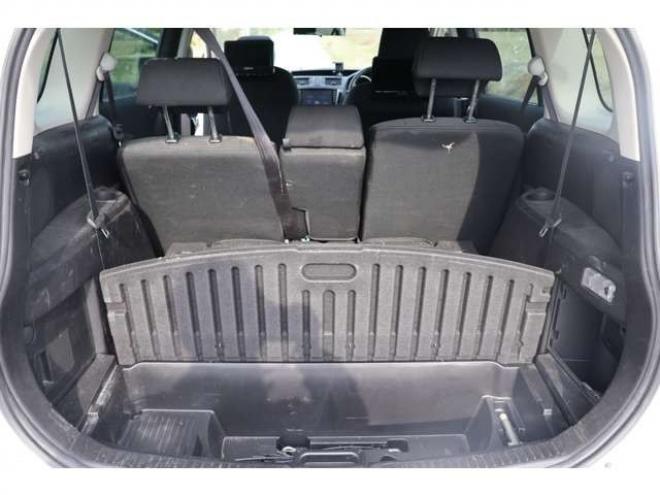 プレマシー2.0 20S 4WD　検2年　両側電スラ　バックカメラ　自社　ローンカノウ 正規輸入車 2000