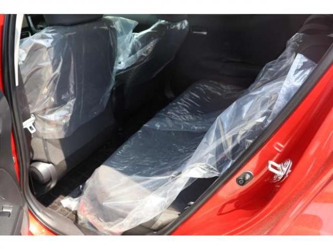 アクア1.5 Z E-Four 4WD　検2年　360カメラ　クルーズコントロール 1500