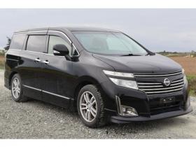 エルグランド　2.5 250ハイウェイスター 4WD　検2年　両側電スラ　バックカメラ　ブルートゥース　自社　ローンカノウ 2500