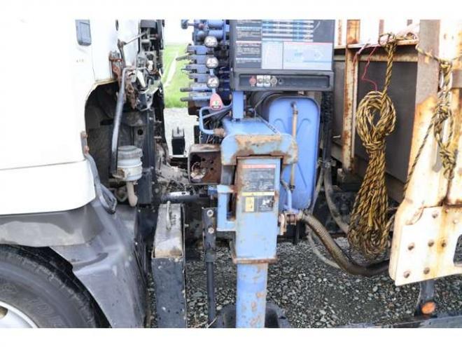 レンジャークレーン車　検1年　三段　フックイン 2WD 4700