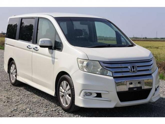 ステップワゴン2.0 スパーダ Z　検2年　自社　ローンカノウ　パドルシフト 2WD 2000