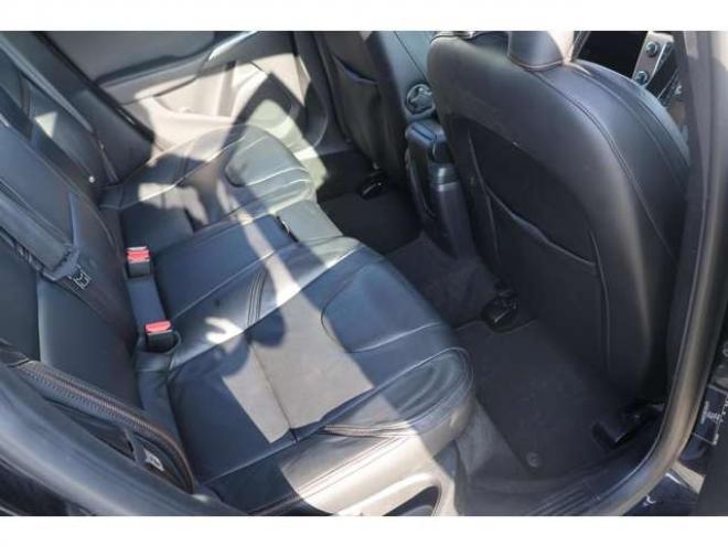 ボルボV40クロスカントリー　T5 4WD　検2年　バックカメラ　レザーシート　フルセグTV　自社　ローンカノウ 正規輸入車 2000