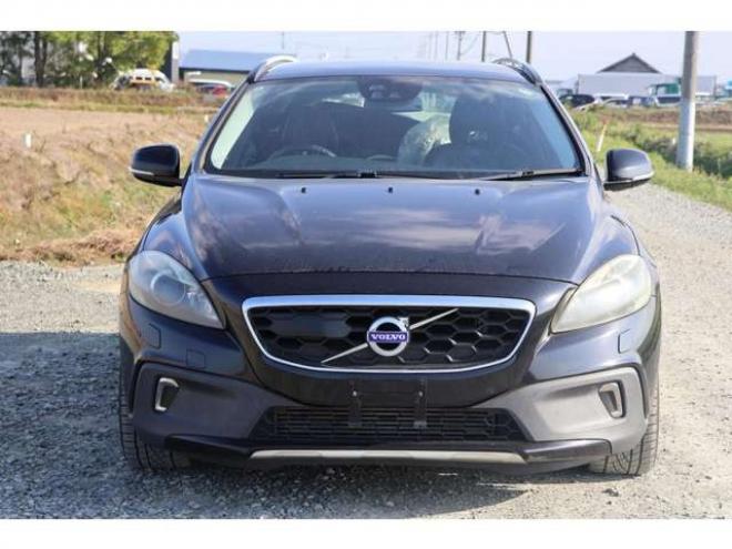 ボルボV40クロスカントリー　T5 4WD　検2年　バックカメラ　レザーシート　フルセグTV　自社　ローンカノウ 正規輸入車 2000