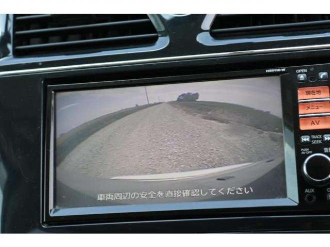 セレナ2.0 ハイウェイスター Vエアロセレクション 4WD　検2年　自社　ローンカノウ　バックカメラ 2000