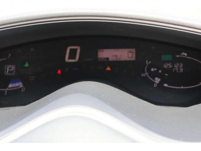 セレナ2.0 ハイウェイスター Vエアロセレクション 4WD　検2年　自社　ローンカノウ　バックカメラ 2000