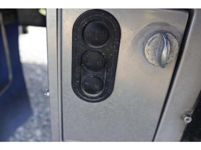 フォワードアルミウィング　Pゲート　検1年 2WD 5200