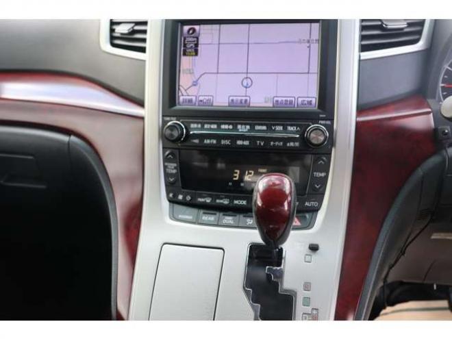 ヴェルファイア2.4 Z 4WD　検2年　バックカメラ　フリップダウン　エンジンスターター　自社　ローンカノウ 2400