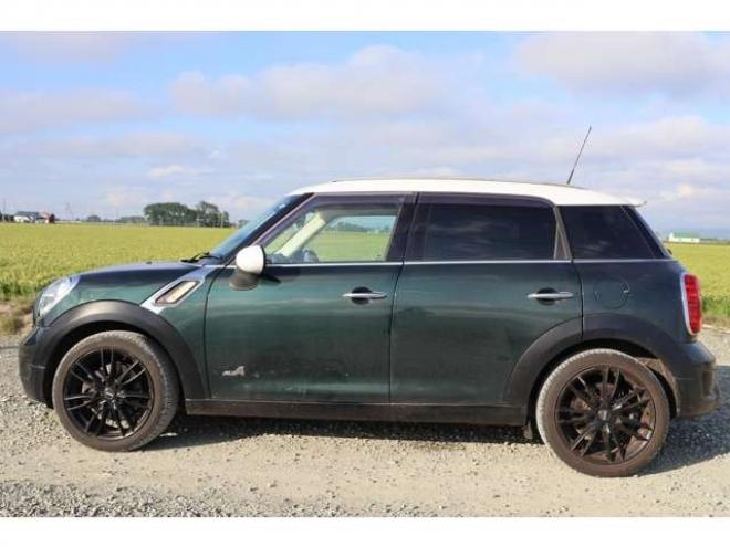 ミニクロスオーバー クーパーS オール4　検R8/3　自社　ローンカノウ　社外ナビ 正規輸入車 4WD 1600