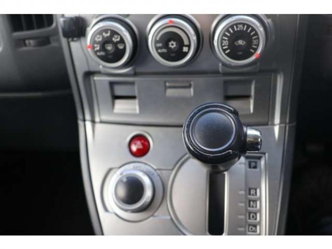 デリカD：5 2.4 G プレミアム 4WD　検2年　両側電動スライドドア　エンスタ　パドルシフト　TV 2400