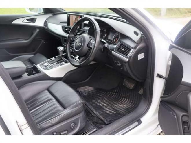 アウディA6 2.8 FSI クワトロ Sラインパッケージ 4WD　検R9/7　フルセグ　パドルシフト　シートヒーター　バックカメラ 正規輸入車 2800