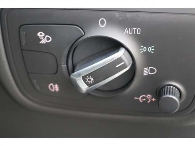 アウディA6 2.8 FSI クワトロ Sラインパッケージ 4WD　検R9/7　フルセグ　パドルシフト　シートヒーター　バックカメラ 正規輸入車 2800