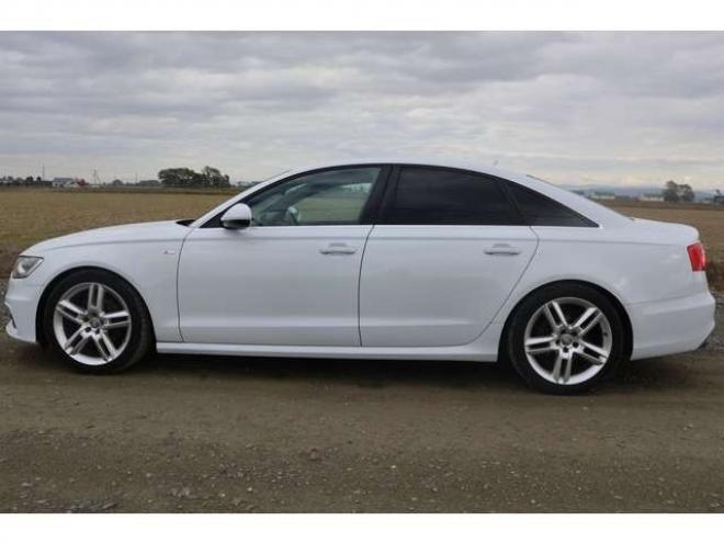 アウディA6 2.8 FSI クワトロ Sラインパッケージ 4WD　検R9/7　フルセグ　パドルシフト　シートヒーター　バックカメラ 正規輸入車 2800