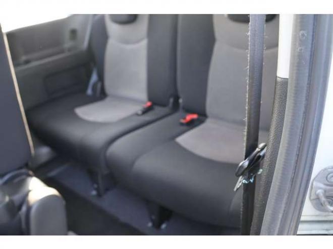 セレナ2.0 ライダー ブラックライン 4WD　検R8/2　自社　ローンカノウ　両電スラ 2000