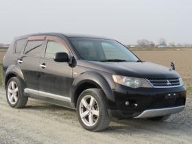 アウトランダー　2.4 G 4WD　検二年　自社　ローンカノウ 2400