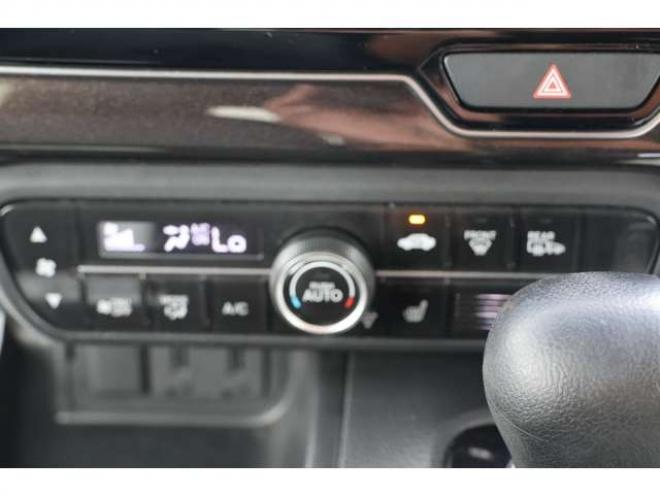 N-BOXカスタム 660 G L ホンダセンシング 4WD　検R8/11　外アルミ　スマートキー 660