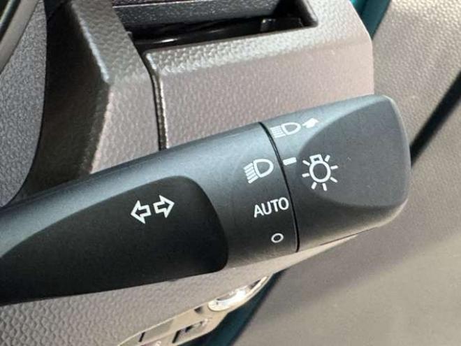 ルーミー1.0 X 4WD　Pスライド　ナビ　Bカメラ　Bluetooth 1000