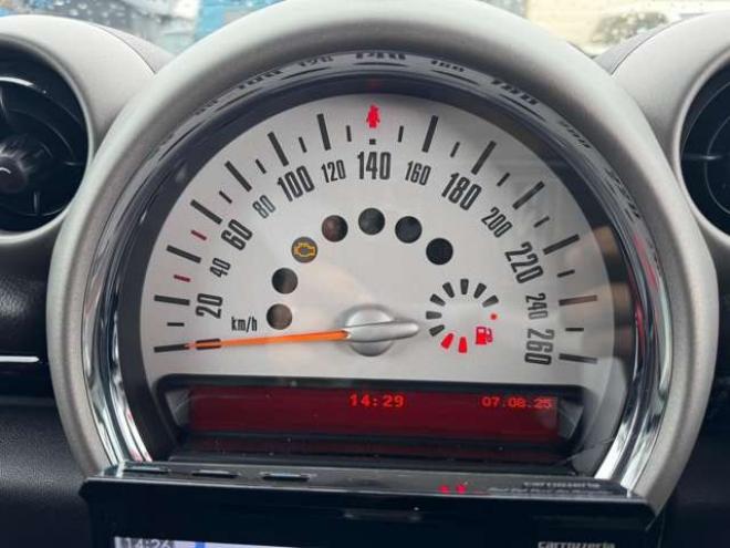 ミニクロスオーバー クーパーS オール4　夏冬タイヤ　ナビ　TV　Bluetooth 正規輸入車 4WD 1600