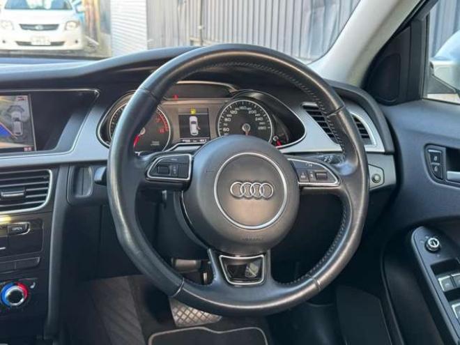 アウディA4アバント 2.0 TFSI クワトロ 4WD　ナビ　TV　Bカメラ　Bluetooth　アイドリングストップ 正規輸入車 2000