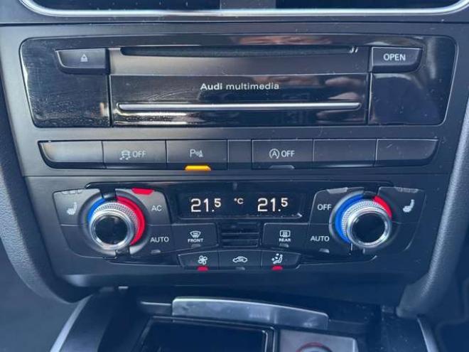 アウディA4アバント 2.0 TFSI クワトロ 4WD　ナビ　TV　Bカメラ　Bluetooth　アイドリングストップ 正規輸入車 2000