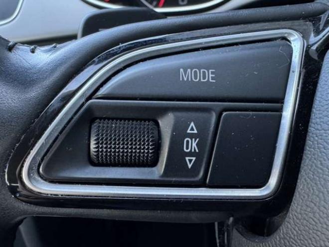 アウディA4アバント 2.0 TFSI クワトロ 4WD　ナビ　TV　Bカメラ　Bluetooth　アイドリングストップ 正規輸入車 2000