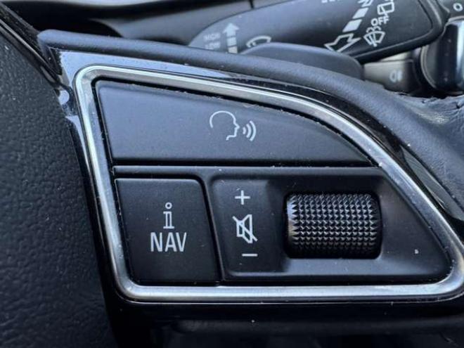 アウディA4アバント 2.0 TFSI クワトロ 4WD　ナビ　TV　Bカメラ　Bluetooth　アイドリングストップ 正規輸入車 2000