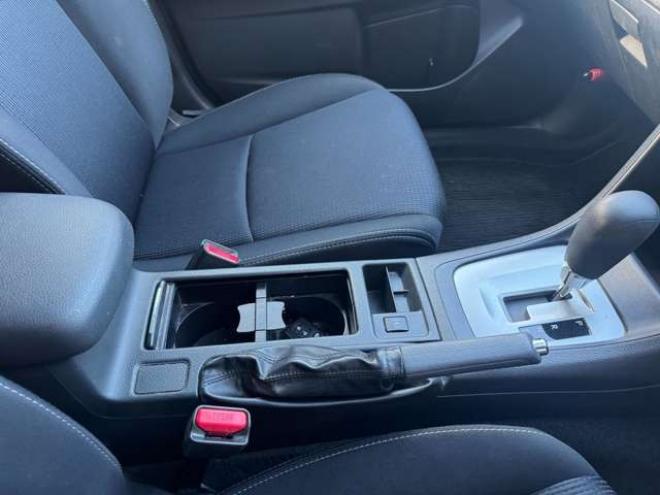 インプレッサスポーツ 1.6 i-L 4WD　ワンオーナー　夏冬タイヤ　ナビ　TV　アイドリングストップ 1600