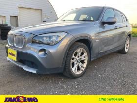 BMW　X1 xドライブ 25i 4WD　夏冬タイヤ　インテリキー　クリアランスソナーオートライト 正規輸入車 3000