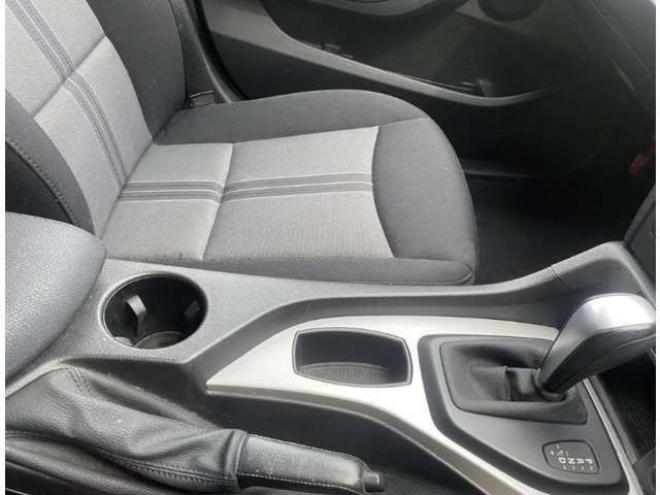 BMWX1 xドライブ 25i 4WD　夏冬タイヤ　インテリキー　クリアランスソナーオートライト 正規輸入車 3000