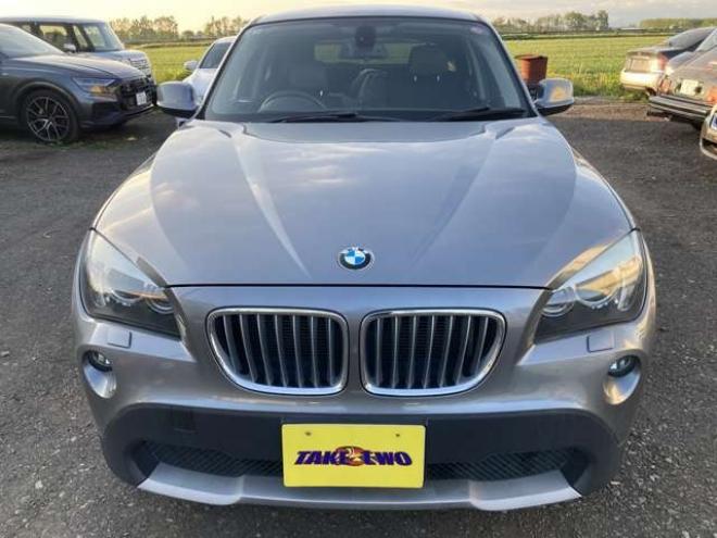 BMWX1 xドライブ 25i 4WD　夏冬タイヤ　インテリキー　クリアランスソナーオートライト 正規輸入車 3000