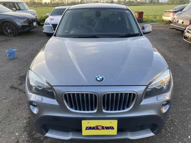 BMWX1 xドライブ 25i 4WD　夏冬タイヤ　インテリキー　クリアランスソナーオートライト 正規輸入車 3000