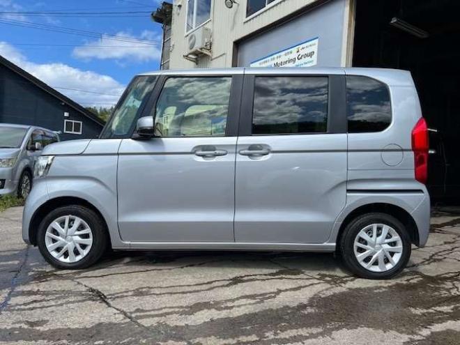 N-BOXL 4WD　法定24ヵ月点検整備付・新規車検整備整備付・SDナビ・Bluetooth・バックカメラ・パワースライドドア・シートヒーター・スマートキー・プッシュスタート・本州仕入車両 660