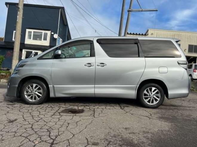 ヴェルファイアハイブリッド2.4 ZR 4WD　両側Pスライド/SDナビ/寒冷地仕様/法定24ヵ月点検整備付/新規車検整備付/本州仕入車両 2400